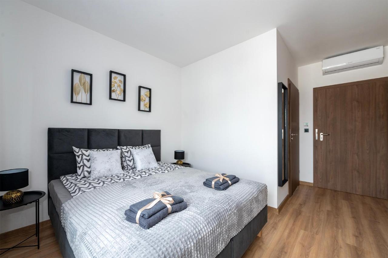 Apartamenty Rio Skarbimierz-Osiedle Skarbimierz Osiedle Kültér fotó
